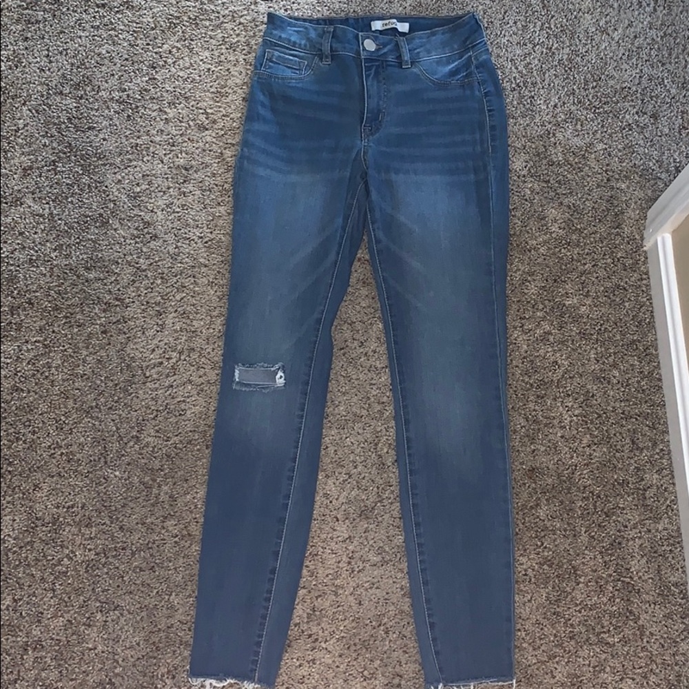 medium rise jeggings.